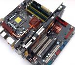 Um eine neue Grafikkarte zu gewinnen müssen Sie nichts weiter machen, als ihre bisherige Grafikkarte zu fotografieren und das Bild in unserem [url=http://extreme.pcgameshardware.de/ankuendigungen/20642-pcgh-grafikkarte-fotografieren-und-neue-grafikkarte-von-sapphire-gewinnen.html]Gewinnspiel-Thread[/url] zu posten. In dieser Galerie präsentieren wir Ihnen weitere Einsendungen.