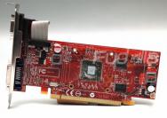 AMDs Radeon HD 4350 (Bild: Fudzilla)