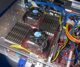 Nehalem Server-Plattform (Bild: plaza.fi)