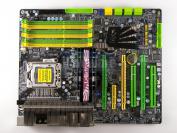DFI Lanparty UT X58-T3eH8: Drei Grafiksteckplätze und sechs Speicherbänke (Bild: PCGH)