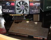 Evga Geforce GTX 295 im Single-PCB-Layout und Wasserkühler