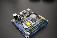 Sockel-1156-Mainboard für Clarkdale-CPUs im Mini-ITX-Format (1)