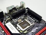 Asus Maximus III Extreme: High-End-Mainboard mit Unterstützung für Bluetooth-Handys (1)