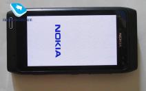 Nokia stellt N8 mit Symbian 3 vor (1)