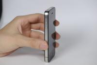 Apple iPhone 4 - Apples Smartphone-Antenne ist wahrlich kein Kommunikationsweltmeister, aber der Marketingschaden für Apple noch deutlich größer als der finanzielle. Mit der Einführung des Retina-Displays konnte das Smartphone aber dennoch überzeugen.
