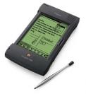 Apple versuchte es in den 90ern mit dem Newton, was kläglich scheiterte. Der "Brick" war auch nicht wirklich kabellos, denn er forderte ständiges Nachladen.