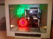 Recycling nach Casemodder-Art: Der PC im Bildschirm (17)