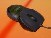 Razer Boomslang: Das erste Produkt, die Afrikanische Baumschlange, der Amerikaner verfügte noch über eine Kugel, 1.000 dpi und war symmetrisch aufgebaut