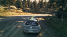 Dirt 3 (Top): Weiche Schatten, nur dezent eingesetzte Überbelichtung und Bewegungsunschärfe machen den Title zu einem optischen Genuss