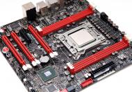 Mainboard-Preise sollen in den nächsten Monaten ansteigen [im Bild: Asus Rampage IV Gene]