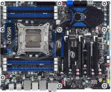 Intel enthüllt Sockel-2011-Mainboard Extreme DX79SR