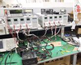 Neben aktiven und semi-passiven prüft der Hersteller natürlich auch seine Fanless-Modelle auf Her(t)z und Nieren