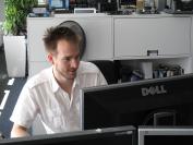 Raffael Vötter fleißig am Werk. Die Marktübersicht muss fertig werden und auch das Geforce-Tuning macht sich nicht von allein. Ein Glück, dass unser "Lokalhorst" immer mit voller Motivation ans Werk geht!