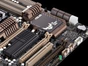 Asus zeigt Sabertooth 990FX/GEN 3.0 R2.0 - weltweit erstes PCI-E-3.0-Mainboard für AMD-CPUs (1)