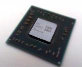 Kabini nutzt bis zu vier Jaguar-Kerne und vereint diese zusammen mit einem Speicher-Controller sowie einer GCN-basierten DX11-Grafikeinheit und dem FCH in einem Chip. Kabini soll 9 bis 25 Watt TDP aufweisen und in günstigen Notebooks sowie SFF-Rechnern stecken - ab Frühsommer 2013