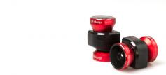 Den Olloclip gibt es in den Variationen rot/schwarz (hier zu sehen), schwarz und silber/weiß