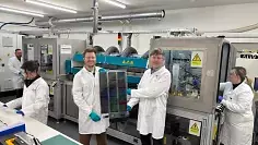 Neue Technik: Flexible Solarzellen sollen günstig sein und ohne seltenen Erden auskommen