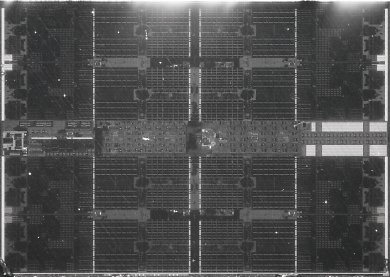 AMD Ryzen 5 3600 (Matisse),&nbsp;(polysilicon | CCD chiplet | macrolens with IR),&nbsp;die-size 10,35mm x 7,37mm (76,28mm²) (7955 dpi)
