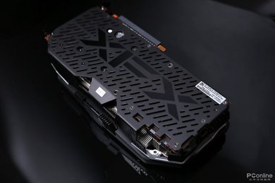 XFX Radeon RX 5700 (XT) Black Wolf (3)
