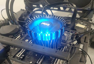 Laminar RH1 mit LEDs.
