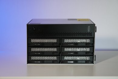 Terramaster NAS T6-423 (3)