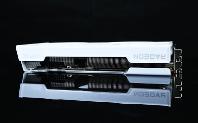 XFX Radeon RX 6750 GRE Snow Wolf