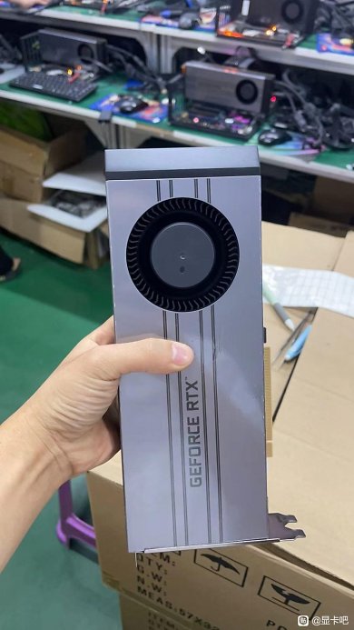 Geforce RTX 4090 in China vor dem Umbau