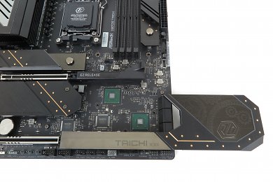 Neuer Name, alte Technik: Für den X870E (und X870) nutzt AMD das gleiche Silizium, ...