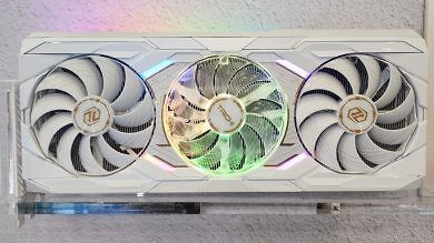 Asrock Radeon RX 9070 XT Taichi Concept