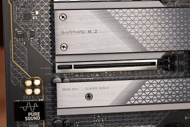 Sapphire Nitro+ B850A WIFI7 (14)