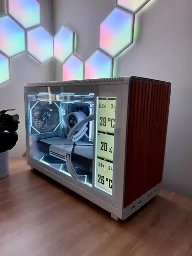 Geforce RTX 5080 White Mod (3)