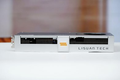 Lisuan LX 7G100 als limitierte Founders Edition erschienen (10)