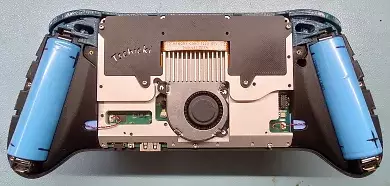 Kühlung der Playstation 2 als Handheld von Modder Tschicki