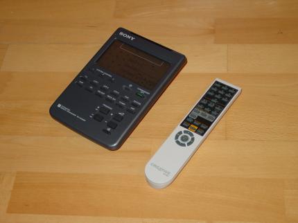 Fernbedienung: Mit diesen Geräten von Sony und Creative lässt sich der HTPC komfortabel bedienen.
