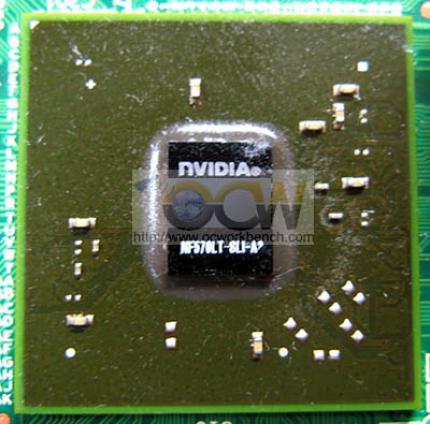Der Nforce-570-LT-SLI unterscheidet sich nur unwesentlich vom Einsteiger-Produkt Nforce-560. 
