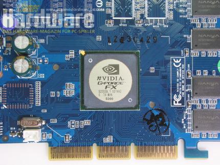 Geforce FX5200: Zu langsam für die meisten DX9-Effekte! (Bild: PCGH)