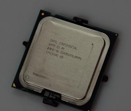 Der Intel QX9770 im PCGH-Labor