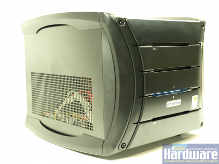 LEO Piranha Home Server: Seitlich (Bild: PCGH)