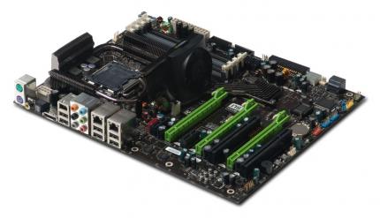 Zotac nForce 790i-Supreme Drei-Wege- oder Quad-SLI (Bild: Zotac)