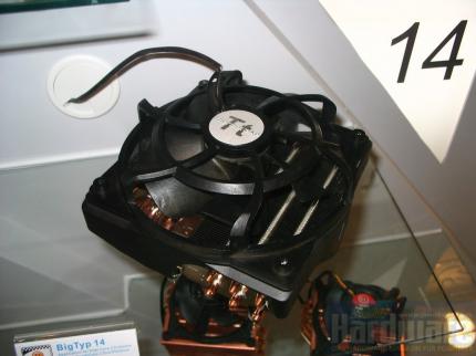 Star im Thermaltake-Sortiment: Big Typ 14 mit entkoppeltem 140-Millimeter-Lüfter (Bild: PCGH)