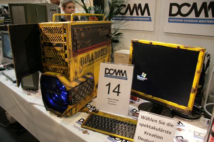 Einen Vier-Seiten-Artikel über den Bulldozer finden sie in der aktuellen PCGHX. (Bild: PlanetLAN GmbH)