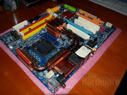 Gigabytes Board für Extrem-Übertakter: EP45-Extreme (Bild: PCGH)
