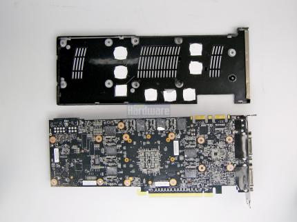 Geforce GTX280 im PCGH-Test: Rückwärtige Abdeckung ebenfalls abgenommen (Bild: PCGH)