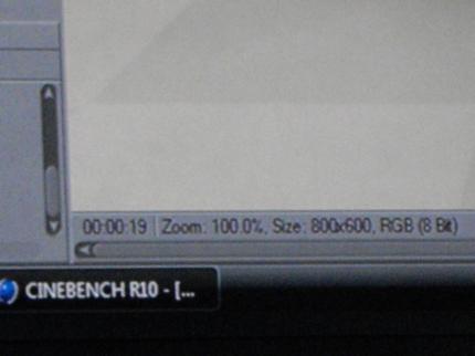 Intels Nehalem erreicht 19 Sekunden und 45.000 Punkte im Cinebench R10 (Bild: PCGH)