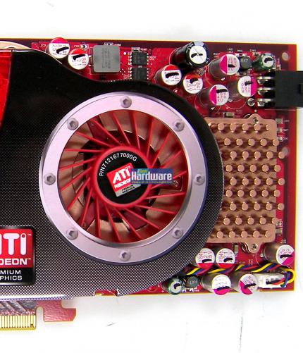 Der neueste Ableger der HD4800-Reihe ist die AMD Radeon HD4830.
