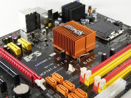 Elitegroup GF9300T-A 'Black Series': Geforce 9300 onboard (Bild: PCGH)