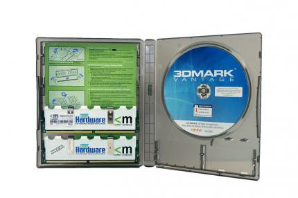 In der Verpackung befindet sich eine CD auf der unter anderem die Vollversion des 3D Mark Vantage Basic liegt. (Bild: Mushkin)