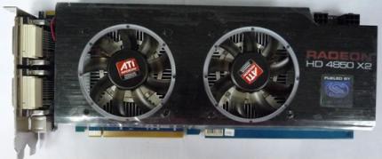 Sapphire setzt bei seiner Radeon HD4850 X2 auf eine Dual-Slot-, Dual-Lüfter-Kühlung. (Bild: pchacc.cn)