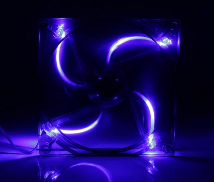 Aerocool V12-Lüfter (Bild: Aerocool) (3)