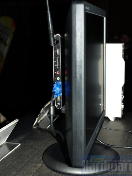 Die Wind Netbox wird einfach per Vesa-Befestigung an einen TFT-Monitor geklemmt. (Bild: PCGH)